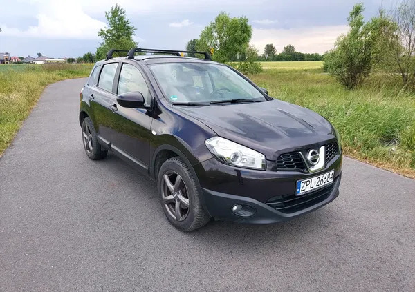 nissan łódzkie Nissan Qashqai cena 31000 przebieg: 205000, rok produkcji 2011 z Żuromin